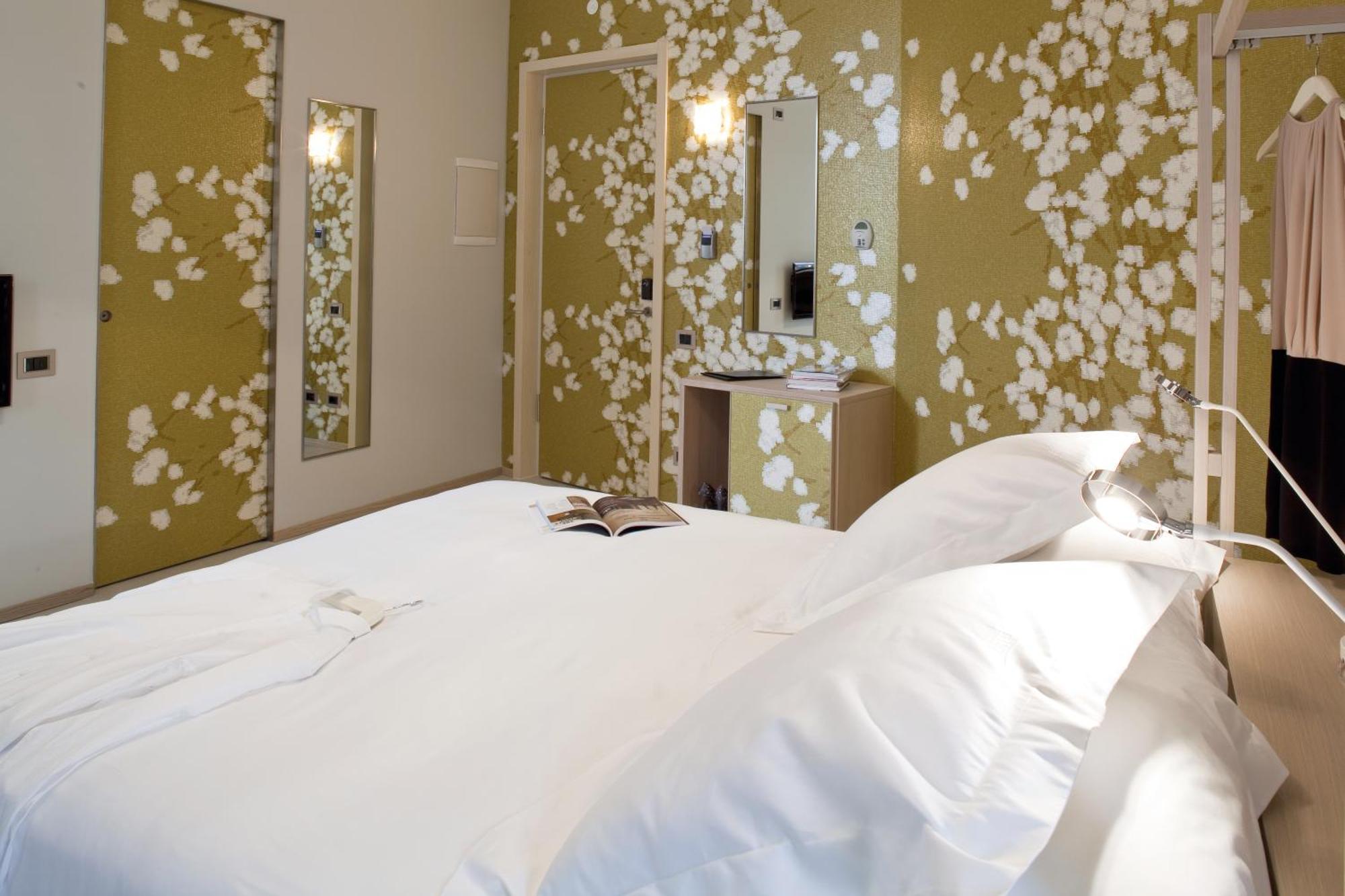 Nu Hotel Milan Bagian luar foto